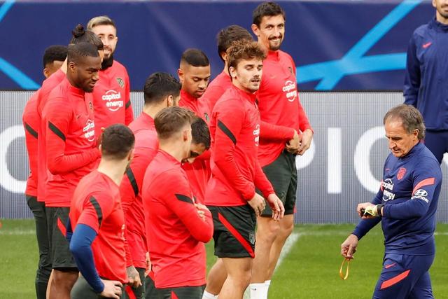 杜兰特37分太阳胜骑士 东契奇三双独行侠擒牛