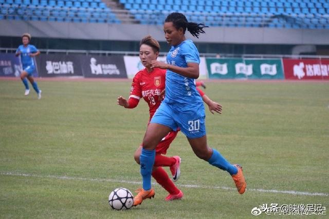 胡明轩24分广东5人上双大胜辽宁 赵继伟14+9